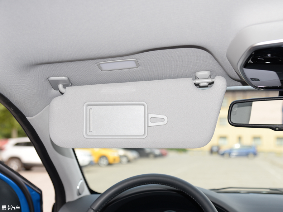 2014���v��400 ���F��