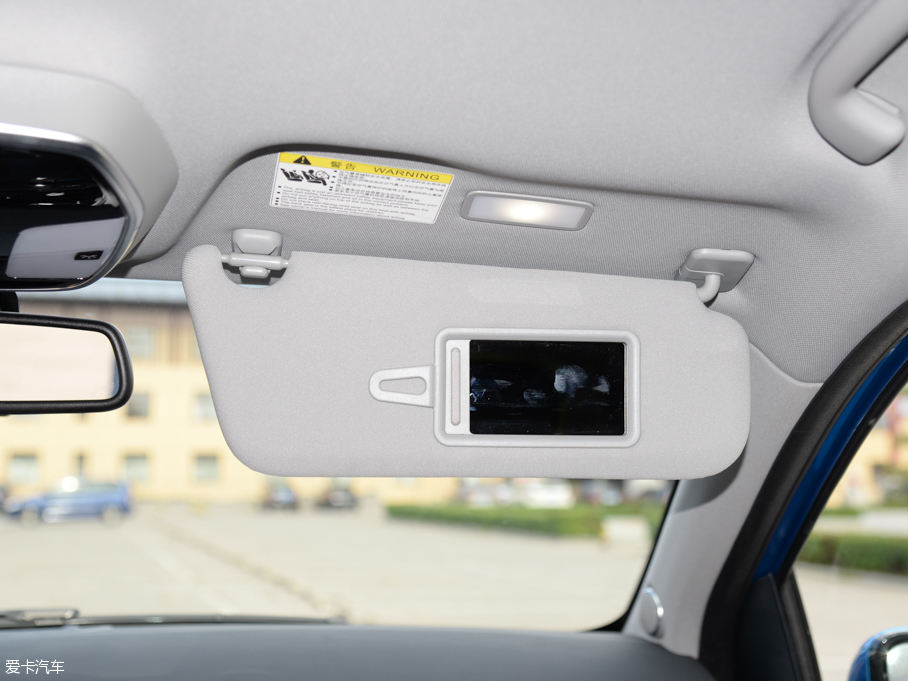 2014���v��400 ���F��