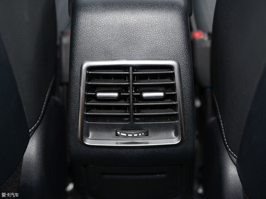 2014���v��400 ���F��