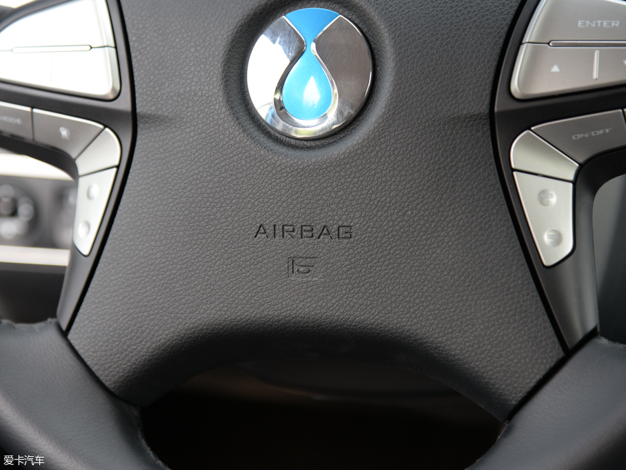 2014���v��400 ���F��