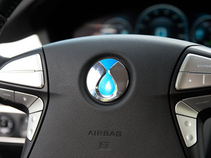 2014�����F�� �п؅^