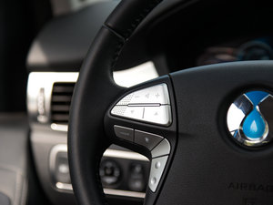 2014�����F�� �п؅^