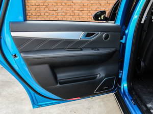 2016��400 �sҫ�� ���g����