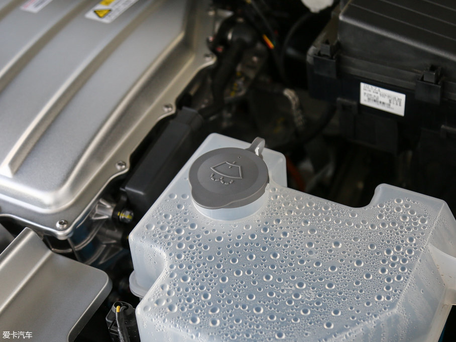 2017���v��400 400 ���F��