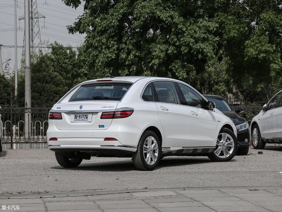 2017���v��400 400 �r�а�