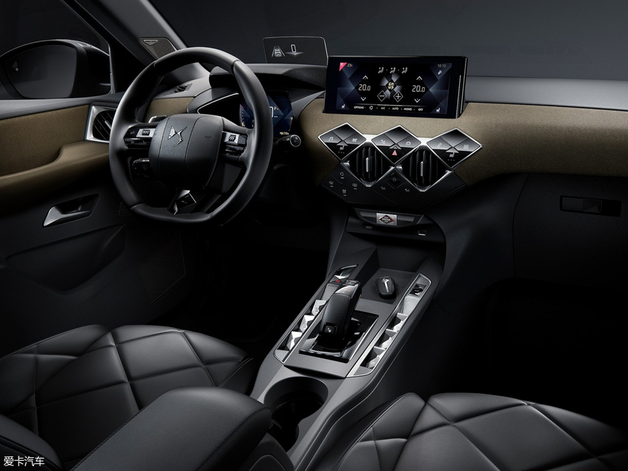 2019��DS 3 Crossback ������