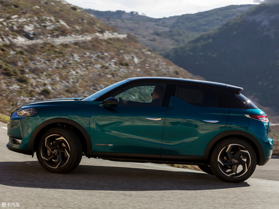 2019��DS 3 Crossback ������