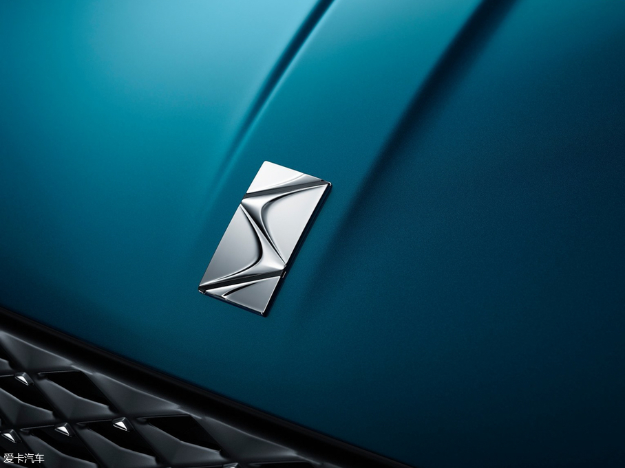 2019��DS 3 Crossback ������