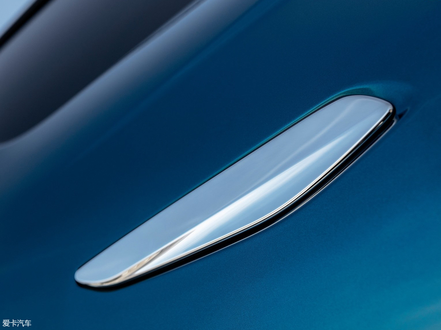 2019��DS 3 Crossback ������