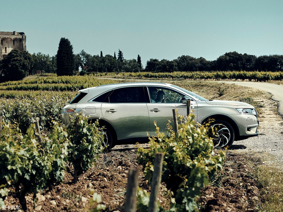 2019DS 7() Crossback E-Tense 4x4