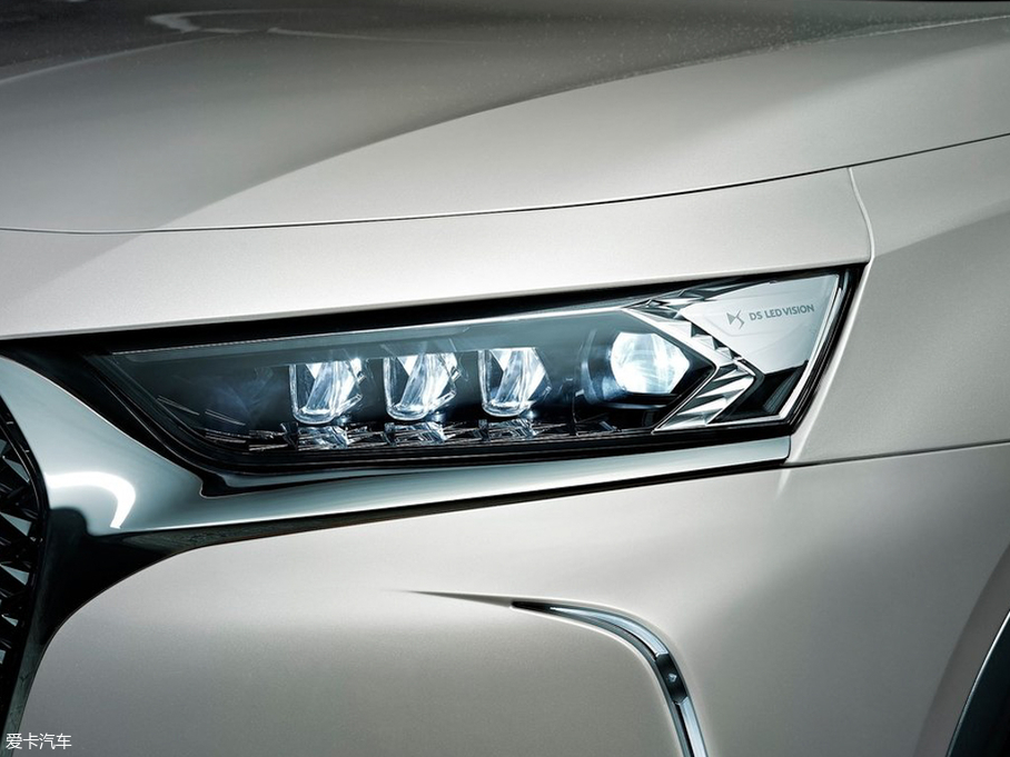 2019DS 7() Crossback E-Tense 4x4