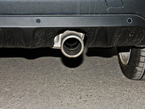 2012款1.6L 风尚版 排气管
