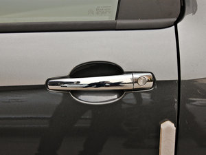 2012款1.6L 风尚版 主驾门拉手