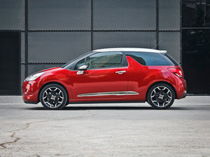 2012款1.6L 风尚版 整体外观