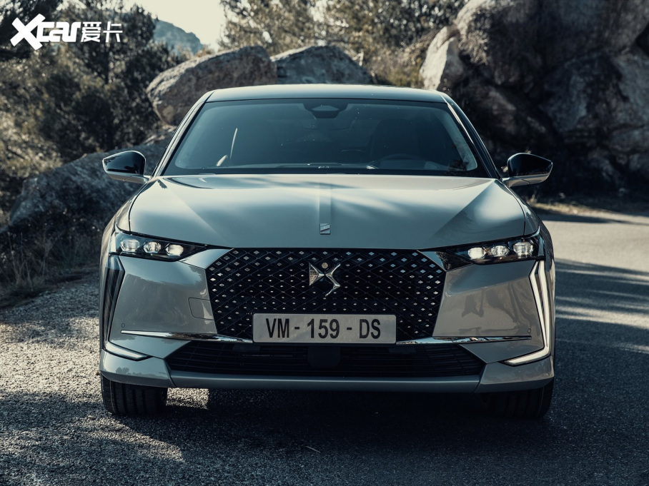 2023DS 4 1.6T ĘmCROSS