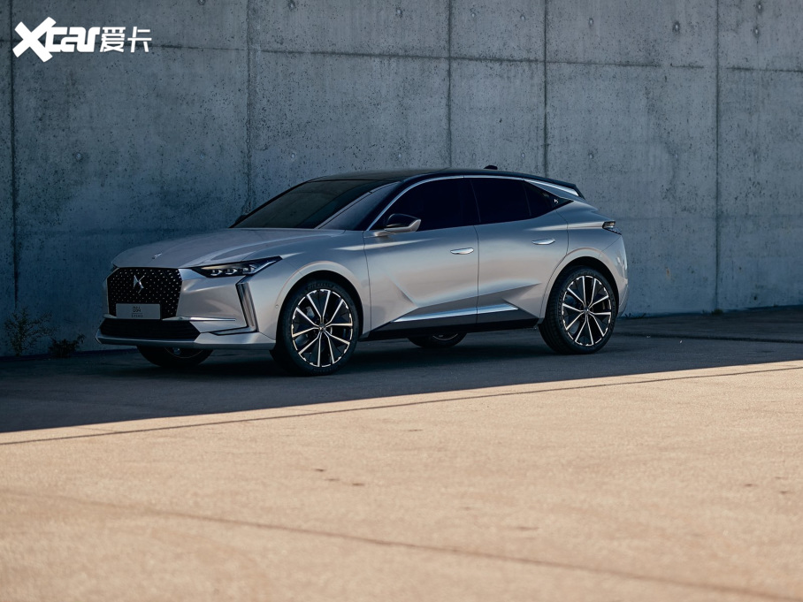 2023DS 4 1.6T ĘmCROSS