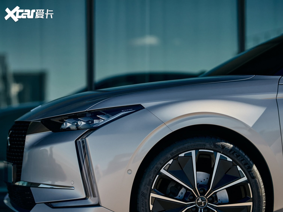 2023DS 4 1.6T ĘmCROSS