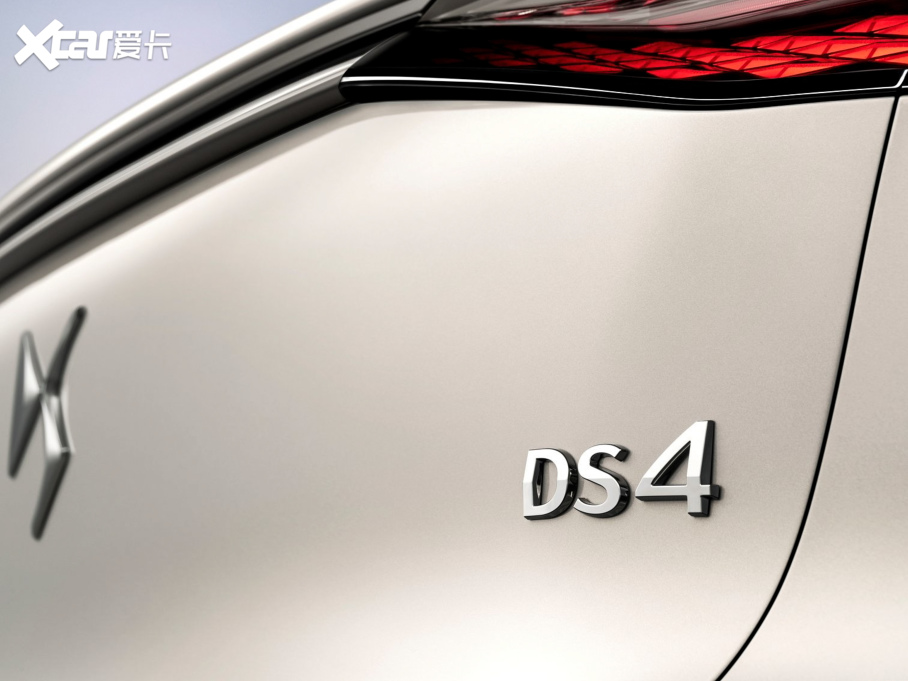 2023DS 4 1.6T ĘmCROSS