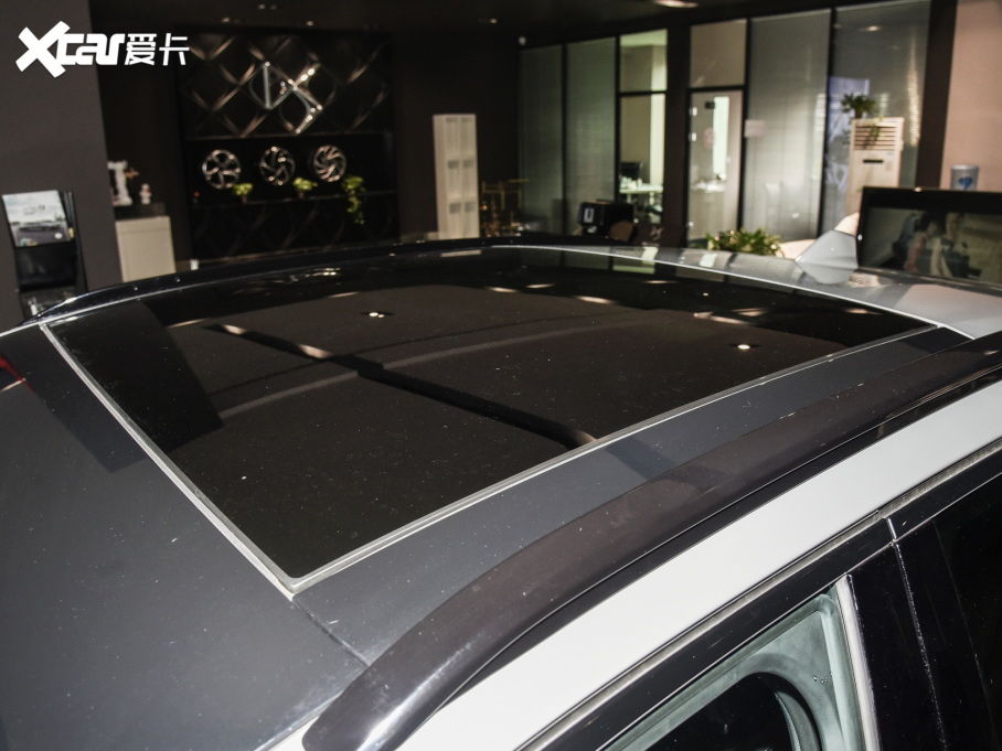 2023DS 4 1.6T ĘmCROSS