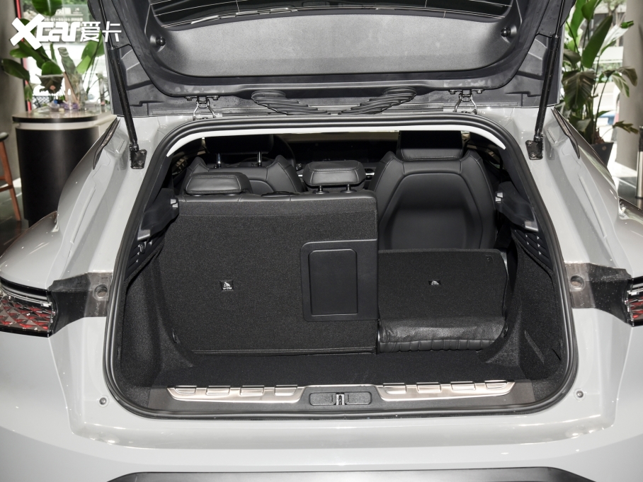 2023DS 4 1.6T ĘmCROSS