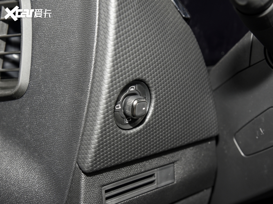 2023DS 4 1.6T ĘmCROSS