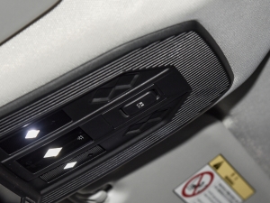 20231.6T ĘmCROSS п؅^(q)