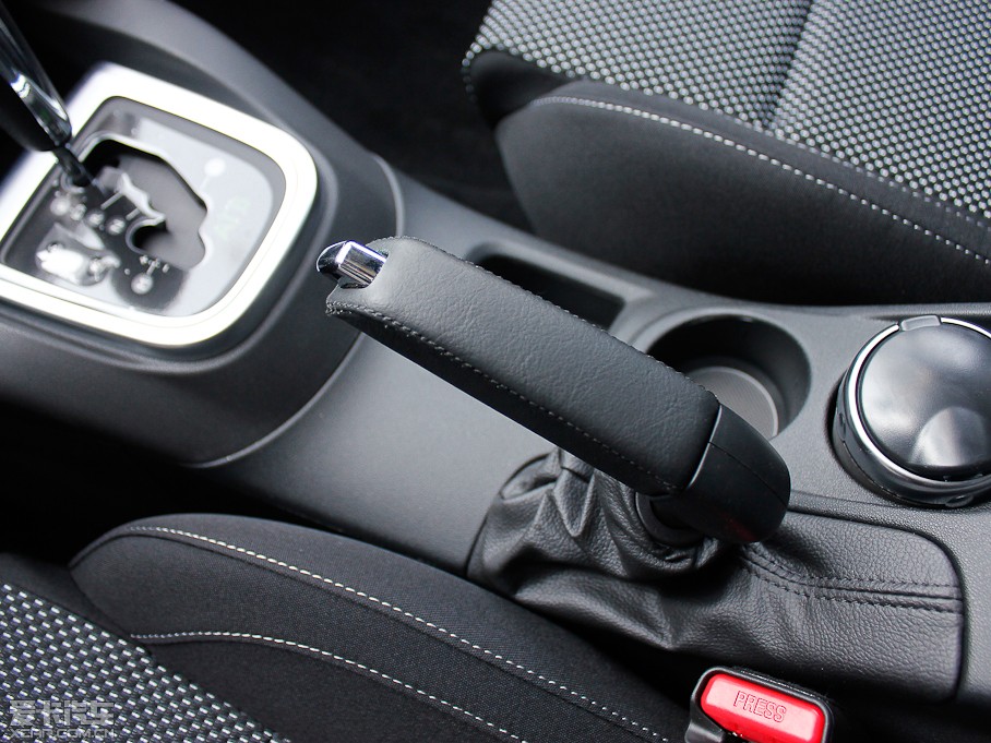 2012DS 4 1.6T L(fng)а