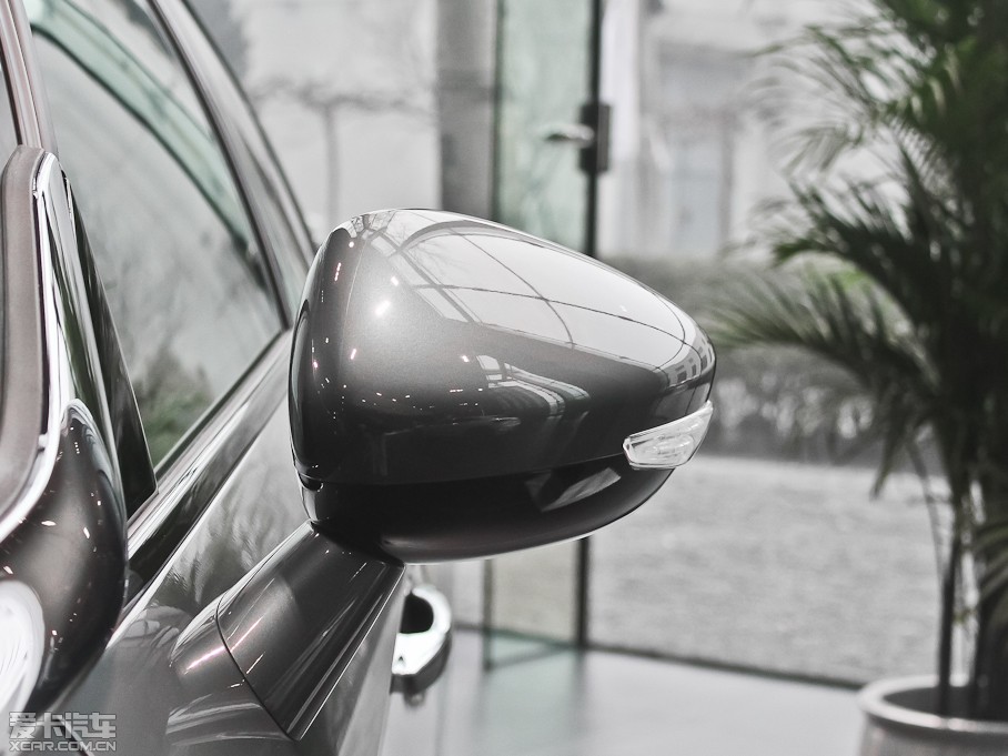 2012��DS 5(�M��) 1.6T ������