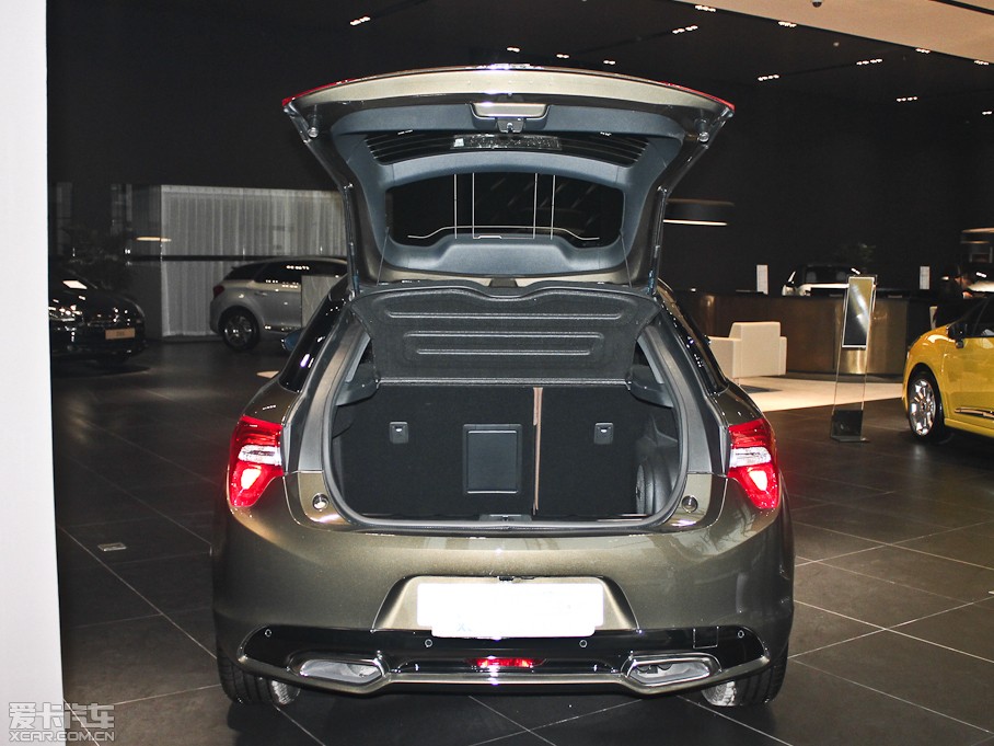 2012DS 5(M(jn)) 1.6T 