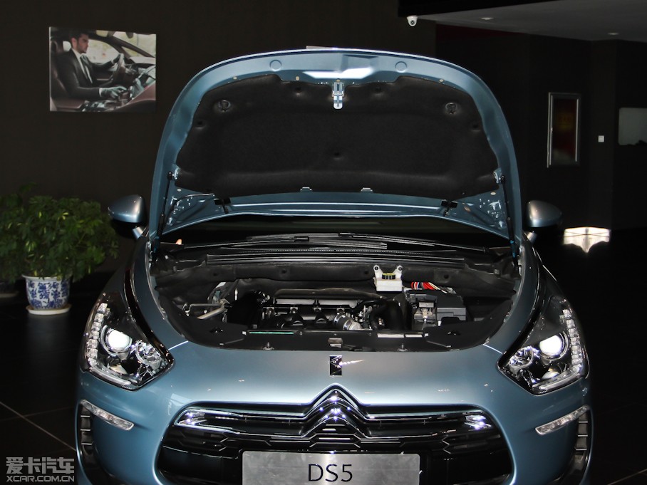 2012DS 5(M) 1.6T °