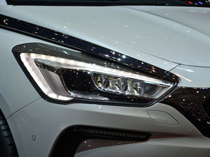 2015款基本型 细节外观