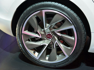 2015款基本型 细节外观