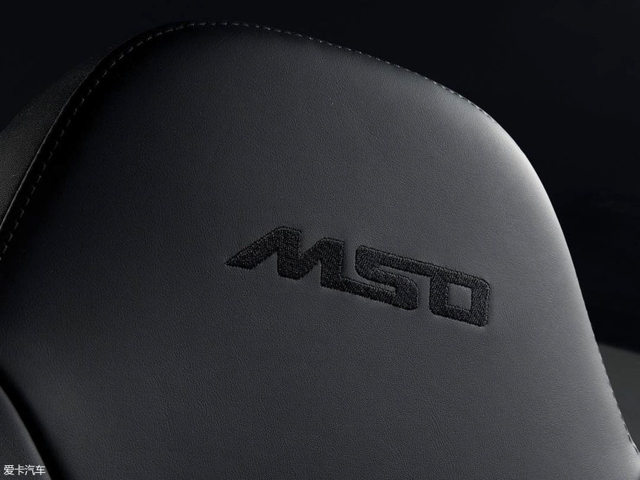 2018���~�P��570GT ��ɫ��ذ�܇��