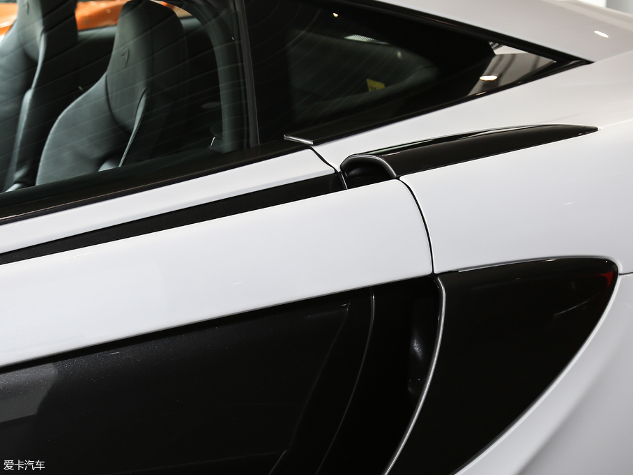 2019���~�P��540C 3.8T Coupe