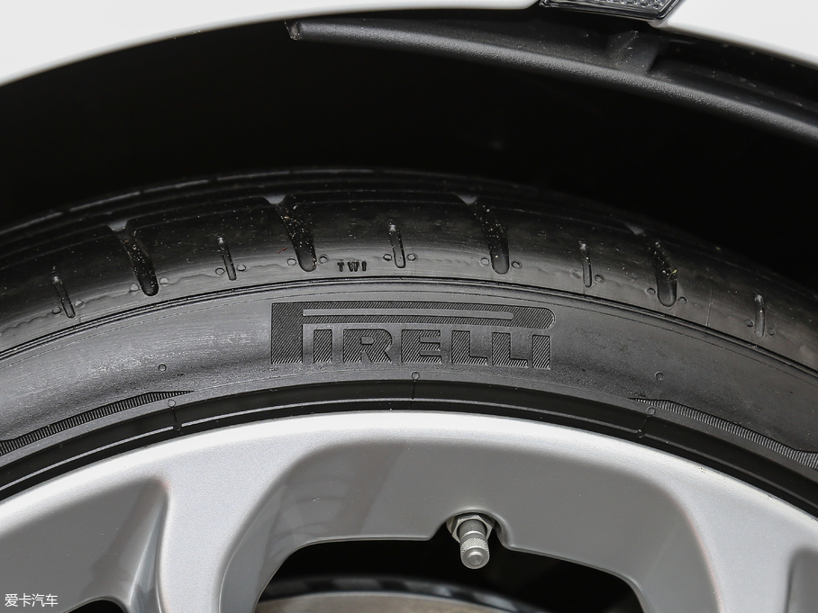 2019���~�P��540C 3.8T Coupe