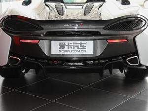 2019款3.8T Coupe 排气管