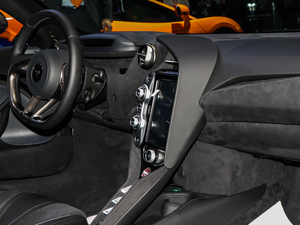 2019款4.0T Spider 中控台
