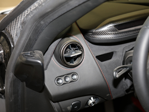 20194.0T Coupe п؅^