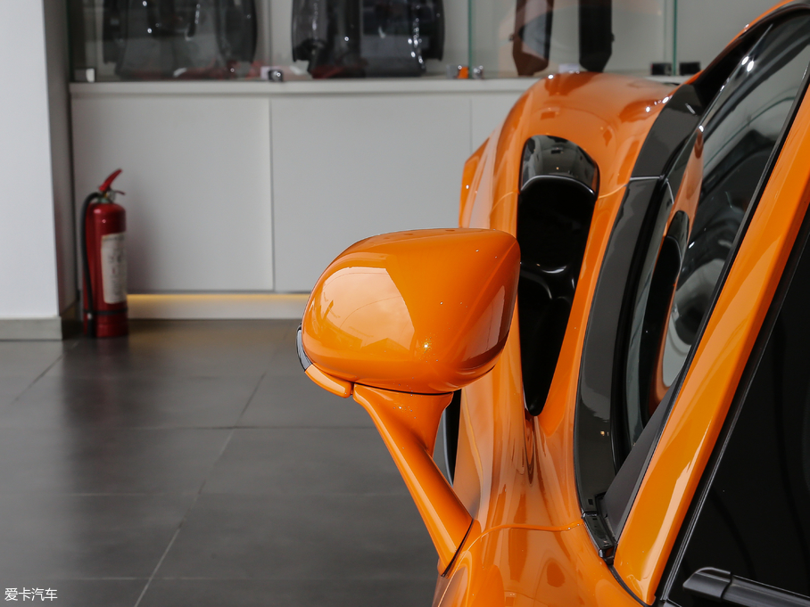 2019~P570S 3.8T Coupe