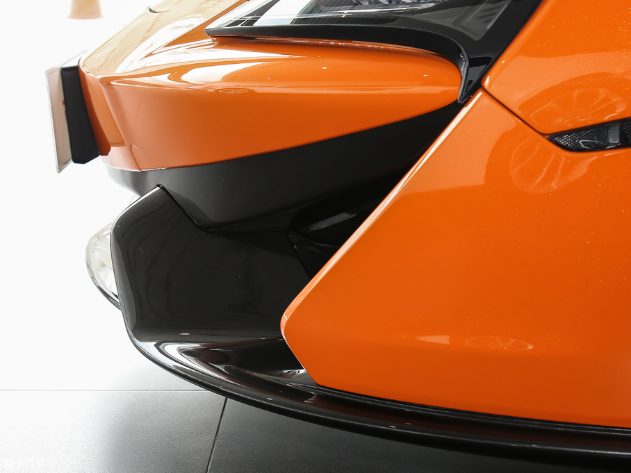 2019~P570S 3.8T Coupe