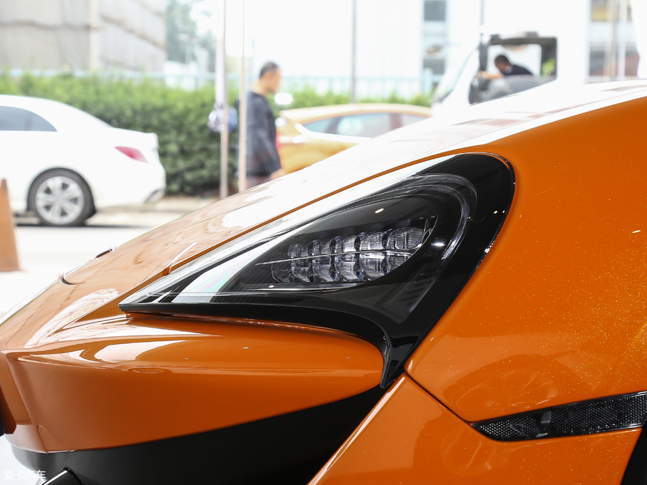 2019~P570S 3.8T Coupe