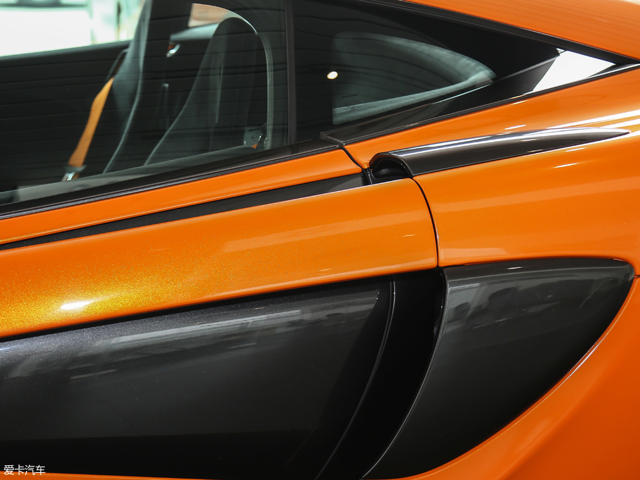 2019~P570S 3.8T Coupe