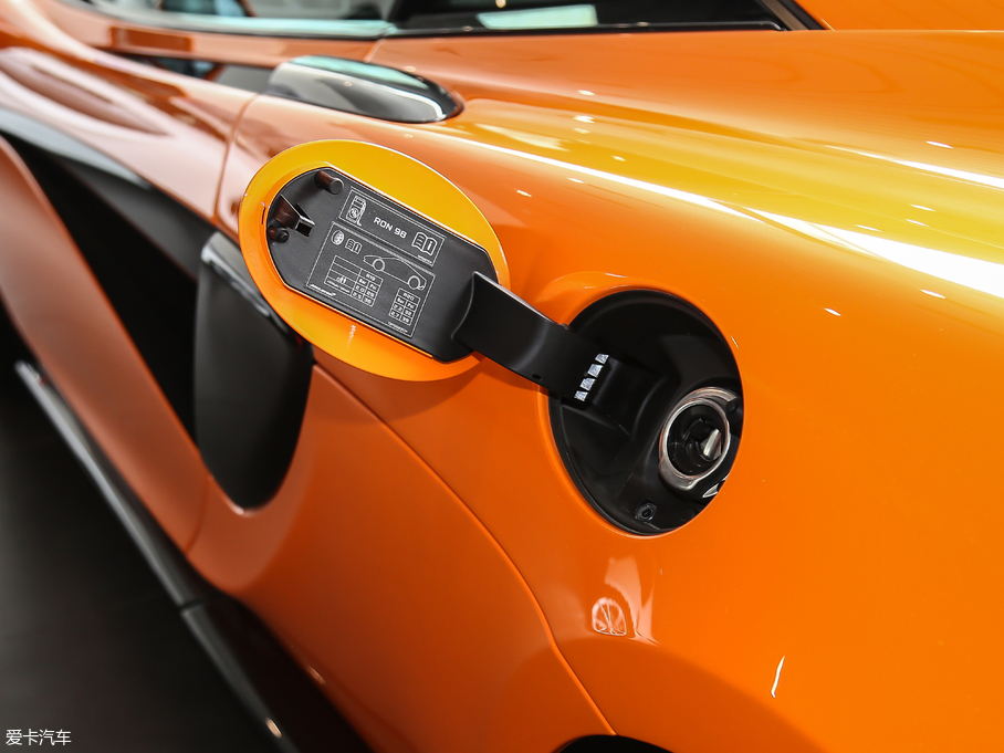 2019~P570S 3.8T Coupe