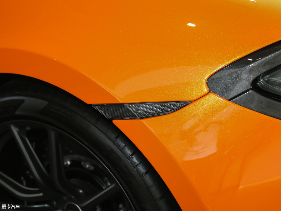 2019~P570S 3.8T Coupe