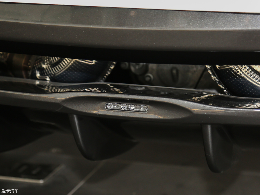 2019~P570S 3.8T Coupe