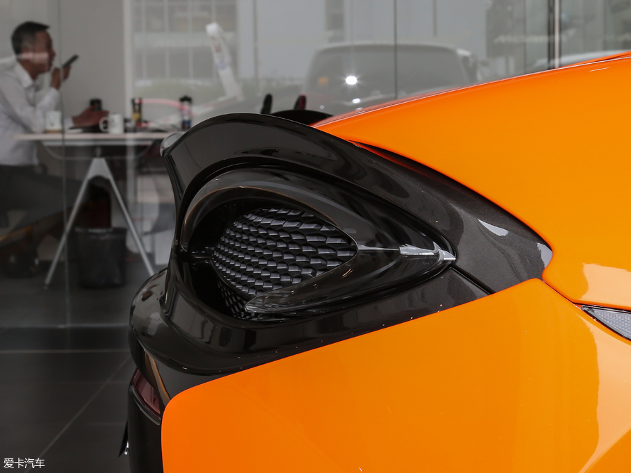 2019~P570S 3.8T Coupe