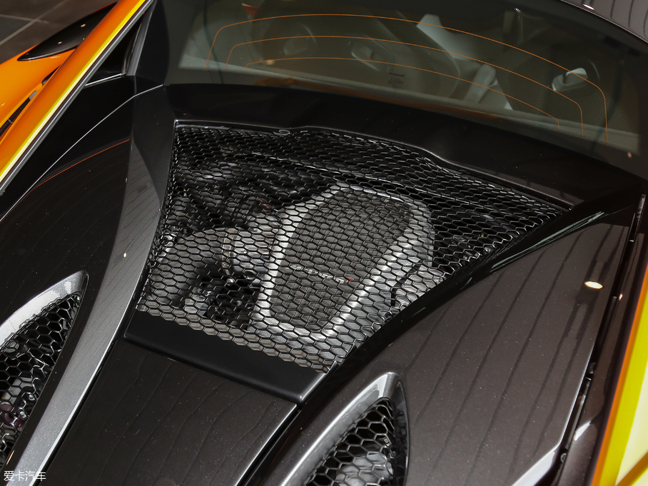 2019~P570S 3.8T Coupe