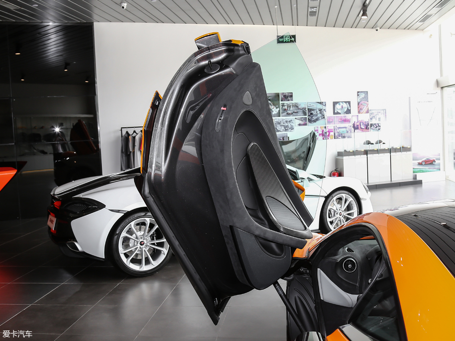 2019~P570S 3.8T Coupe