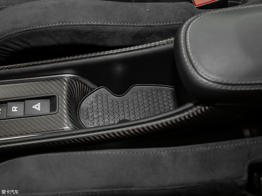 2019~P570S 3.8T Coupe