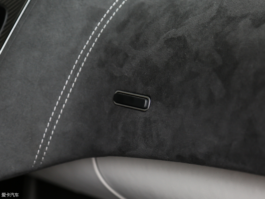 2019~P570S 3.8T Coupe